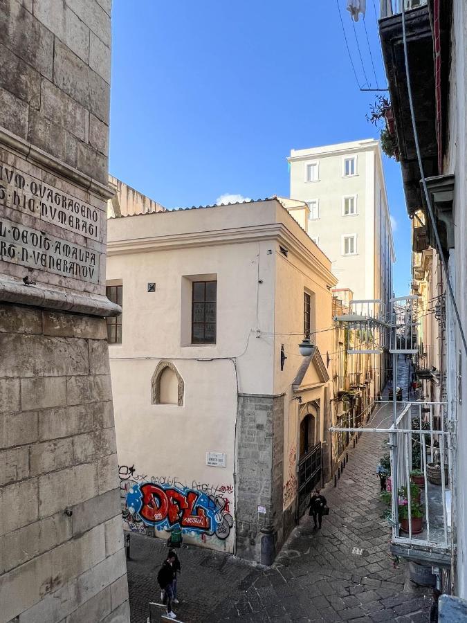 Le Scalette A Santa Chiara Apartment Наполи Екстериор снимка