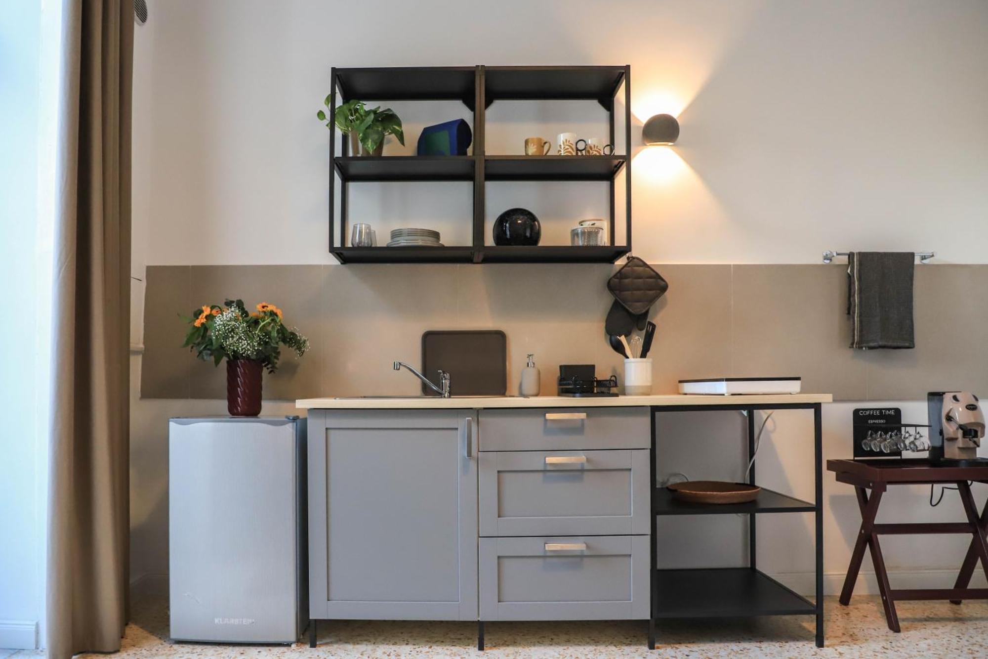Le Scalette A Santa Chiara Apartment Наполи Екстериор снимка