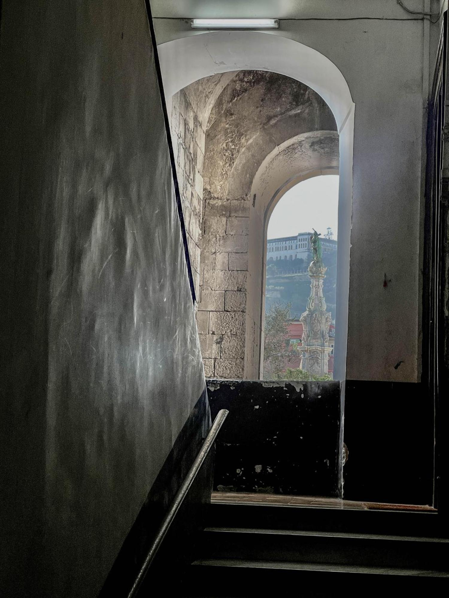 Le Scalette A Santa Chiara Apartment Наполи Екстериор снимка